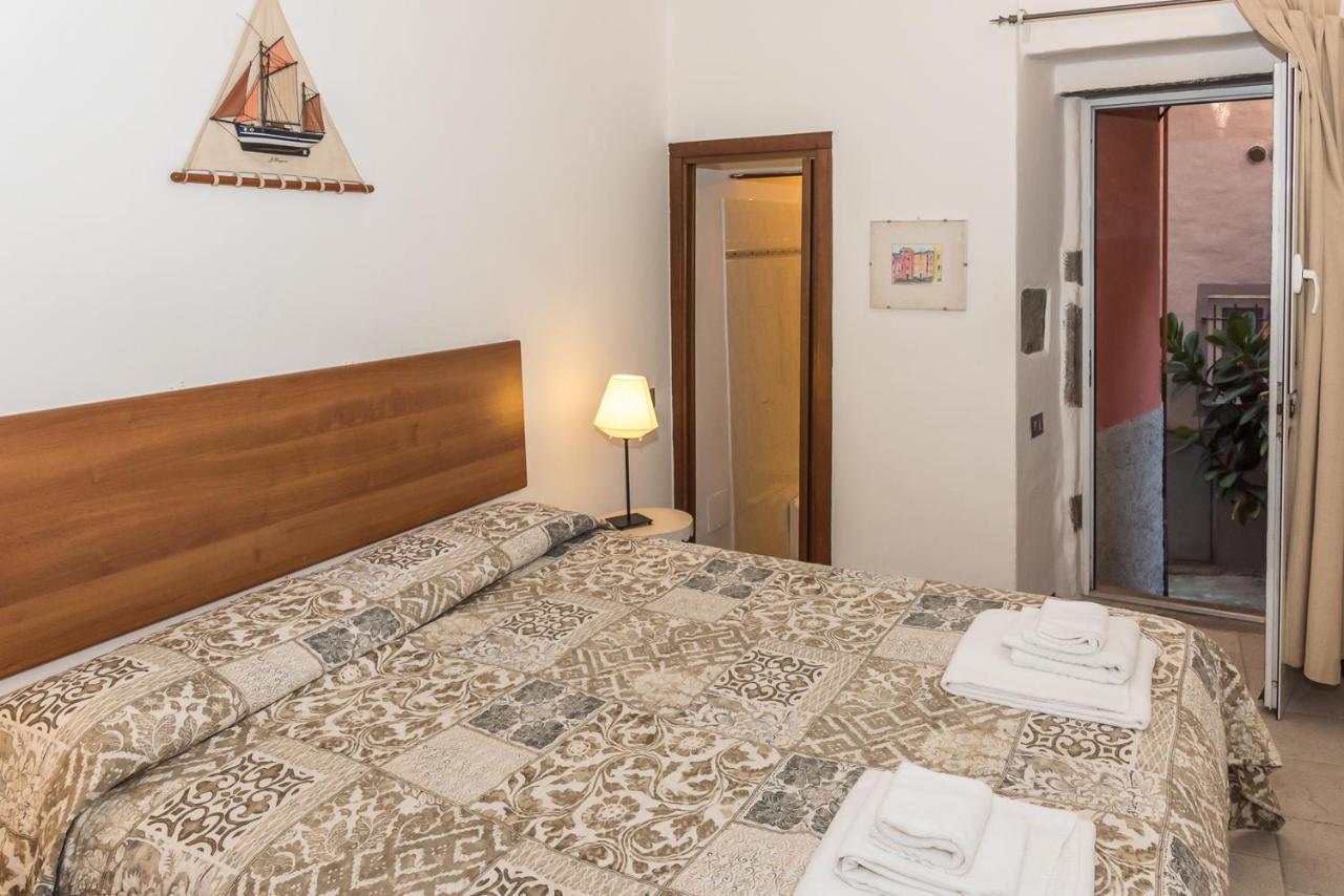 Casa Del Borgo By Arbaspaa Riomaggiore Bagian luar foto