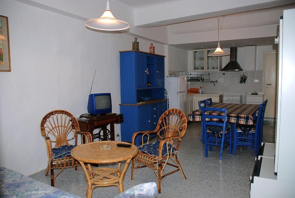 Casa Del Borgo By Arbaspaa Riomaggiore Bagian luar foto