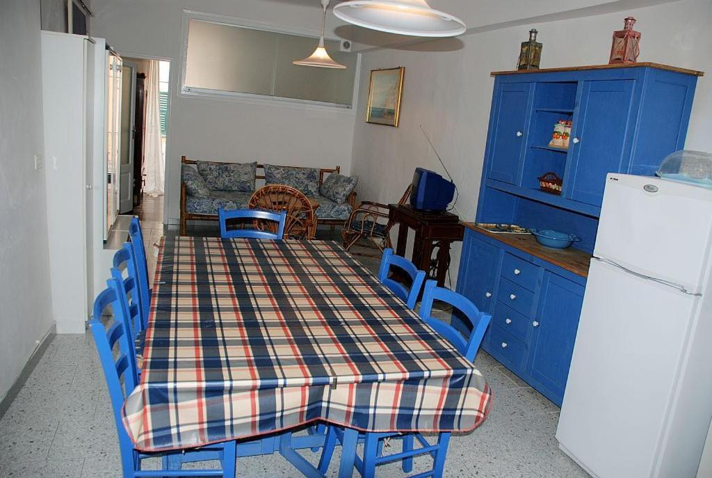 Casa Del Borgo By Arbaspaa Riomaggiore Bagian luar foto